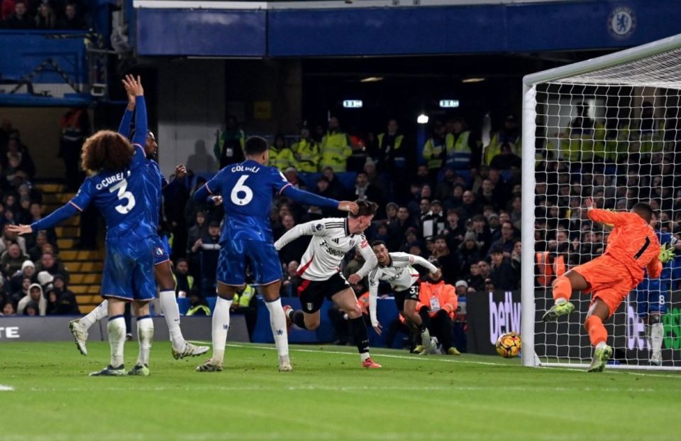 2004 纪录之巅：铃木一朗单季击出 262 支安打，打破了由乔治·希斯勒保持了 84 年的历史纪录