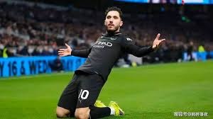 队记：湖人将观察詹姆斯身体状况，来确定能否打背靠背第二场