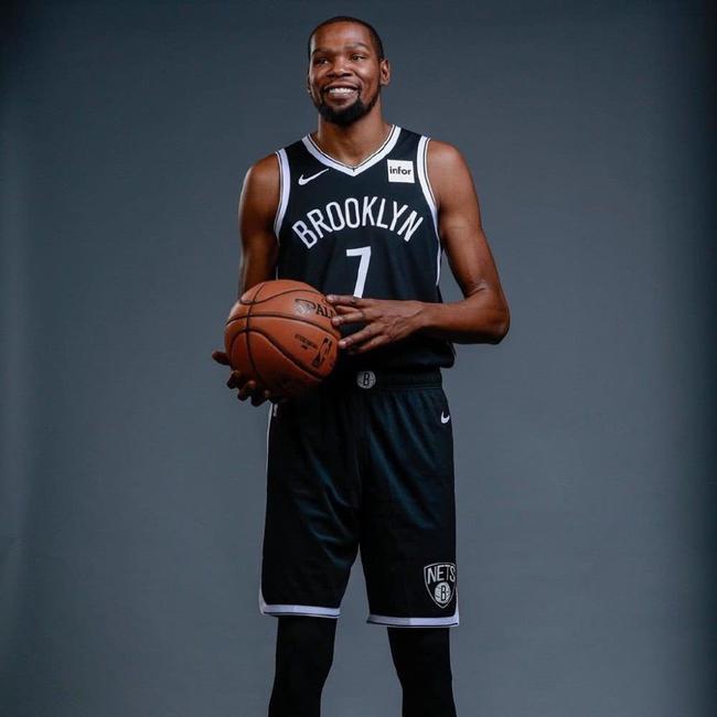 他不仅是队 他不仅是队