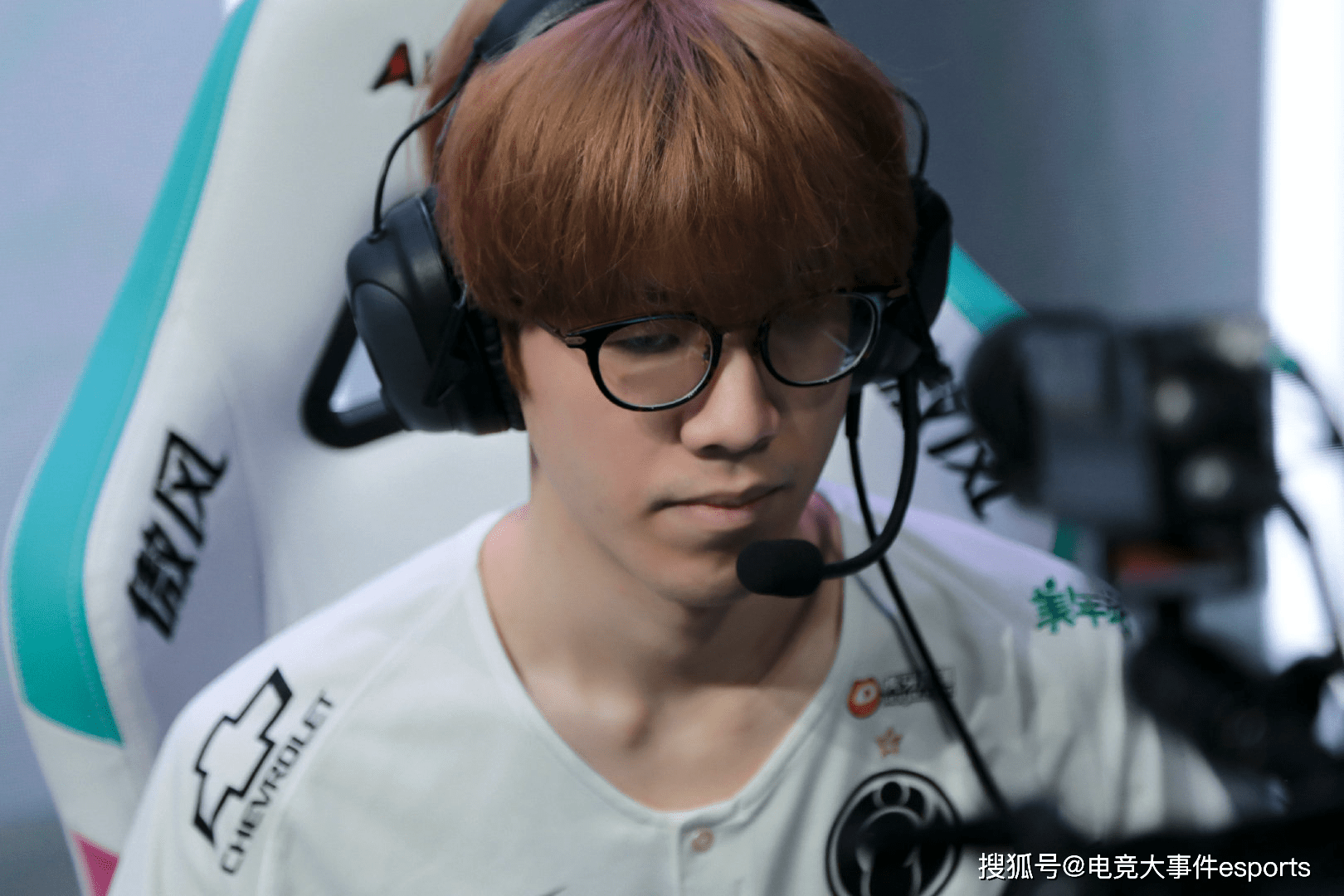 给了射手充